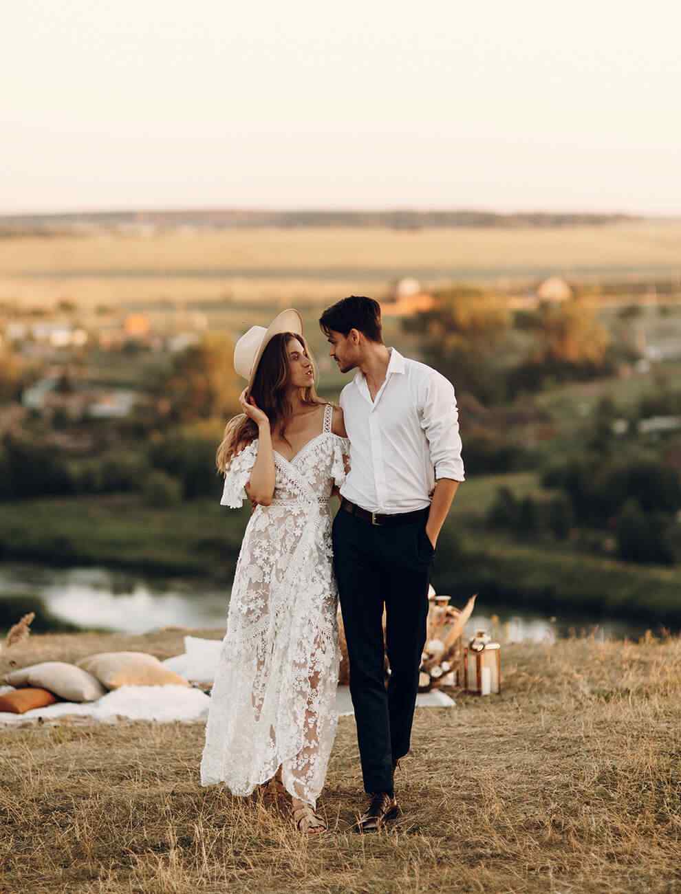 https://villamia.gr/wp-content/uploads/2020/10/home_02_image_01.jpg